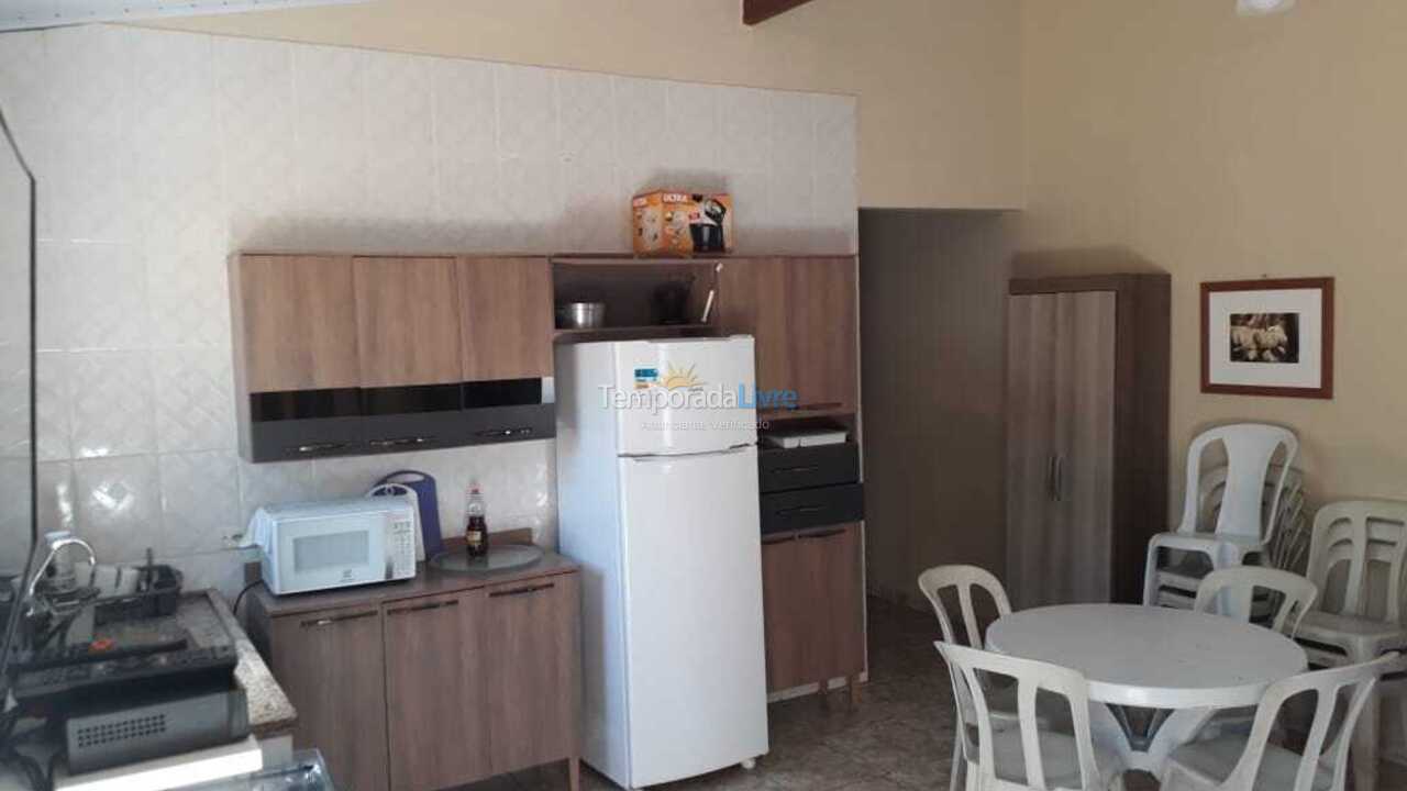 Casa para aluguel de temporada em Ubatuba (Maranduba)