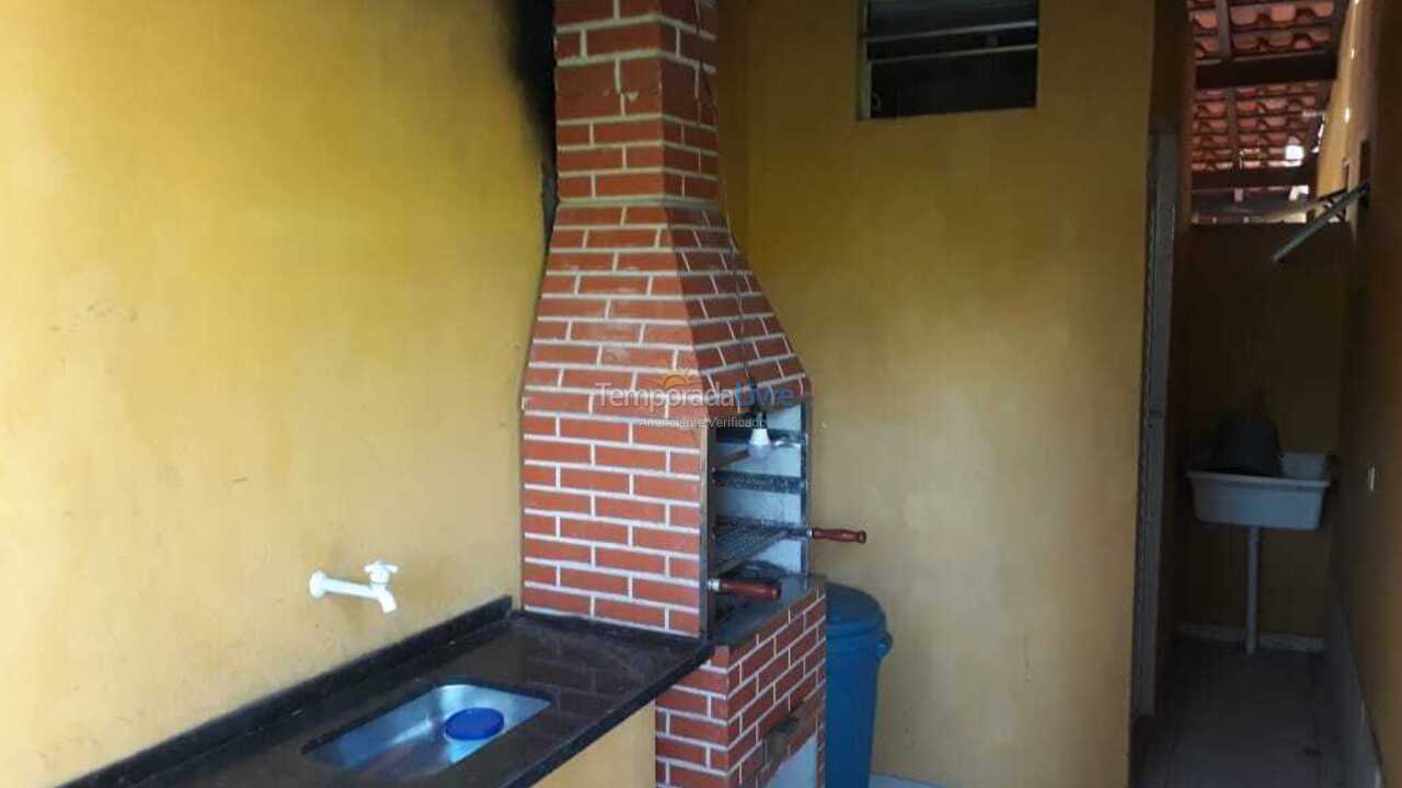 Casa para aluguel de temporada em Ubatuba (Maranduba)