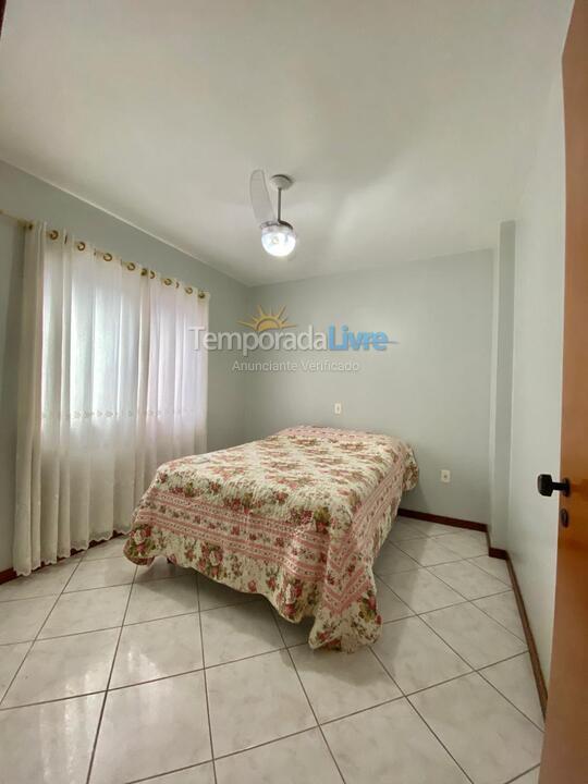 Apartment for vacation rental in Itapema (Meia Praia)