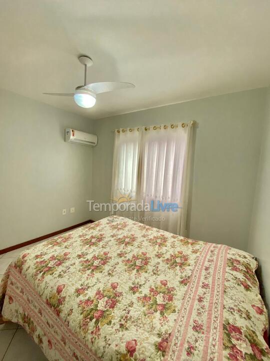 Apartment for vacation rental in Itapema (Meia Praia)