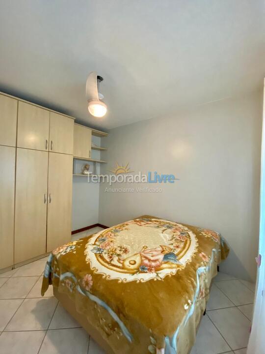 Apartment for vacation rental in Itapema (Meia Praia)