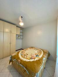 Seasonal apartment close to Russi and Russi shopping in Meia Praia!