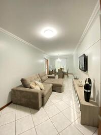 Seasonal apartment close to Russi and Russi shopping in Meia Praia!