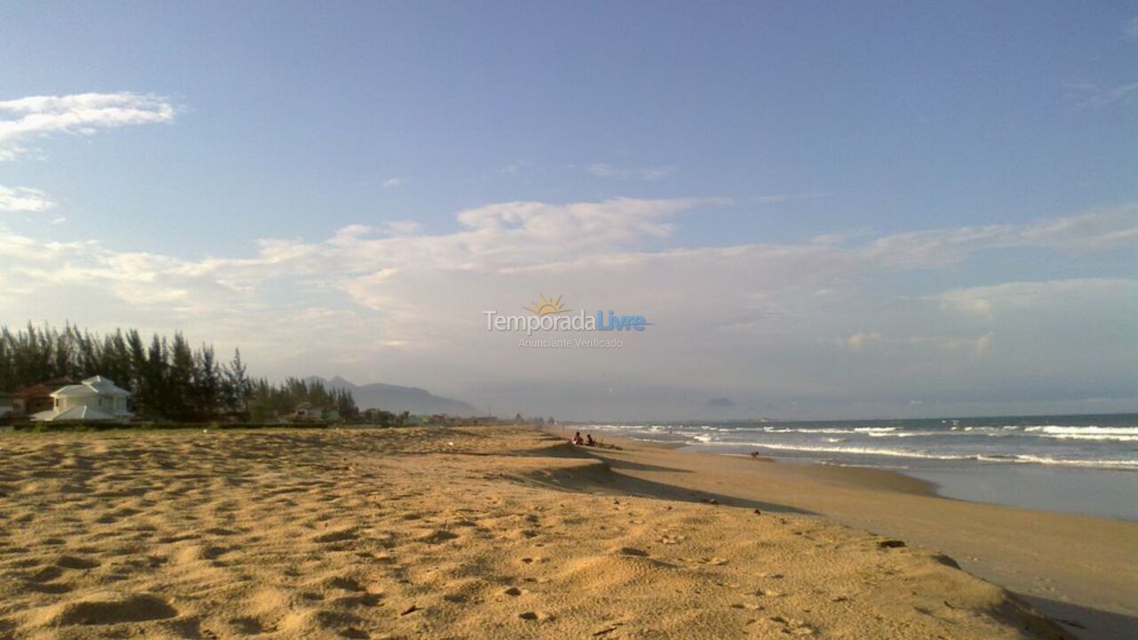 Casa para alquiler de vacaciones em Cabo Frio (Unamar)