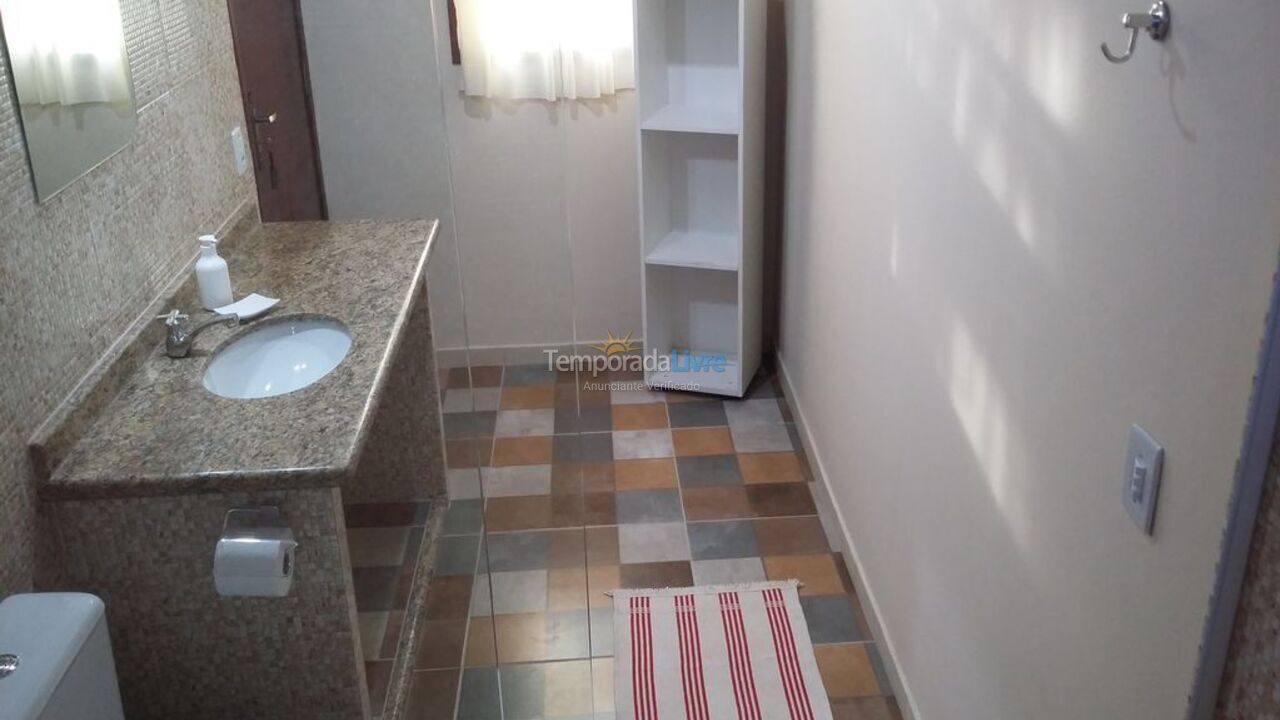 Casa para alquiler de vacaciones em Cabo Frio (Unamar)