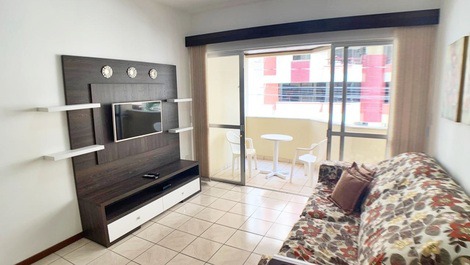 Ed. Ágata: 2 dormitórios área central de Balneário Camboriú