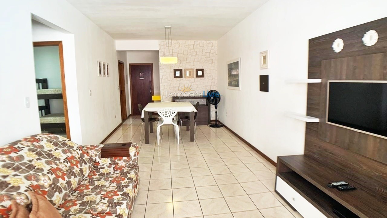 Apartamento para aluguel de temporada em Balneário Camboriú (Praia Central)