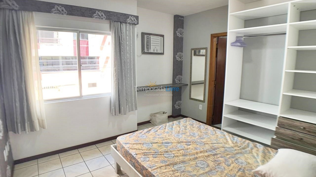 Apartamento para aluguel de temporada em Balneário Camboriú (Praia Central)