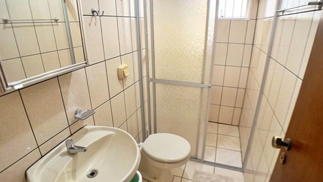 Ed. Ágata: 2 dormitórios área central de Balneário Camboriú