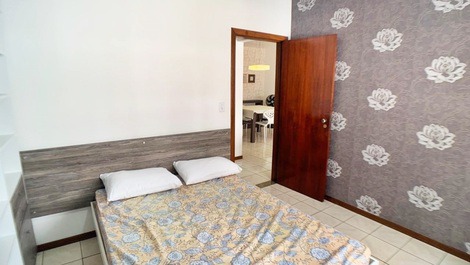 Ed. Ágata: 2 dormitórios área central de Balneário Camboriú