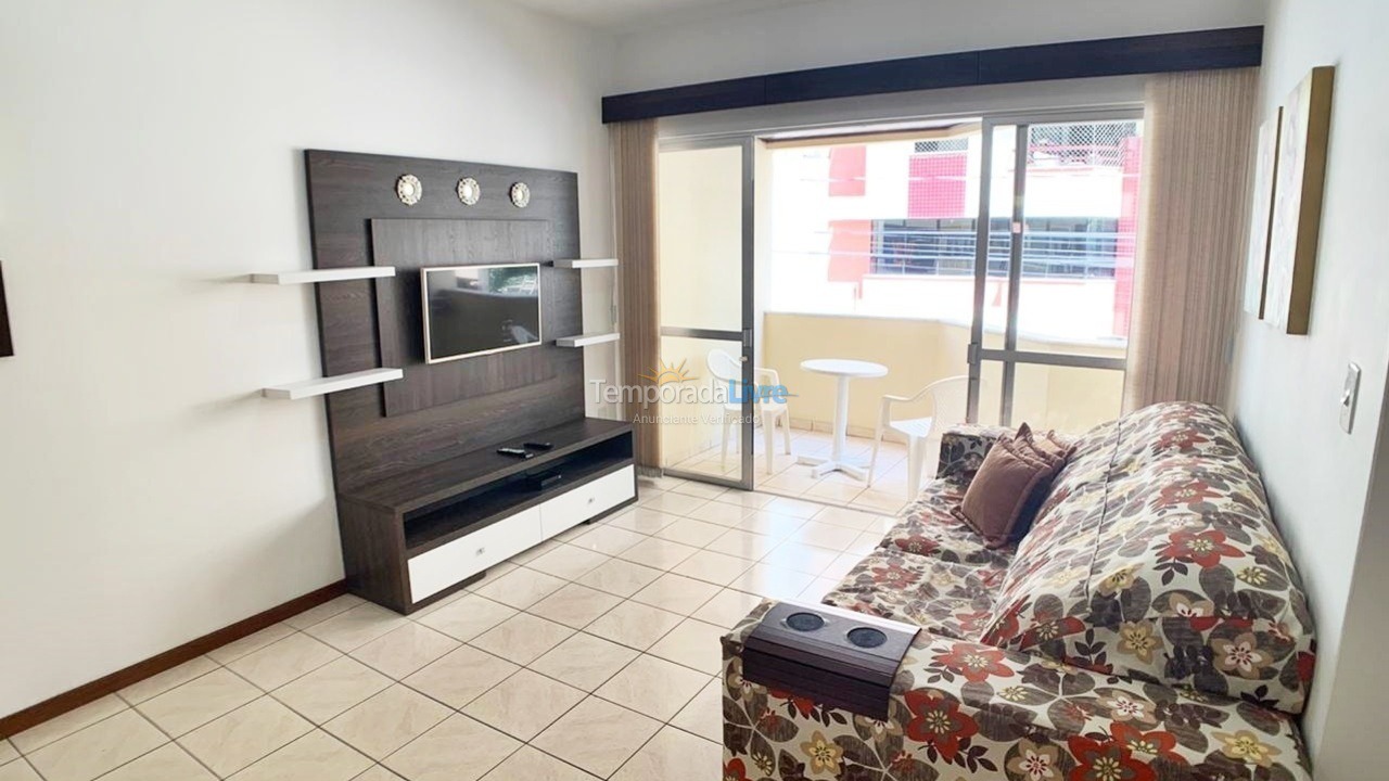 Apartamento para aluguel de temporada em Balneário Camboriú (Praia Central)