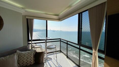 Ed. Notreville Temporada: 2 dormitorios frente al mar / wifi / barbacoa