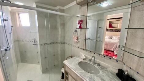 Ed. Notreville Temporada: 2 dormitorios frente al mar / wifi / barbacoa