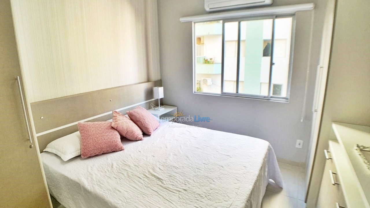 Apartamento para aluguel de temporada em Balneário Camboriú (Praia Central)