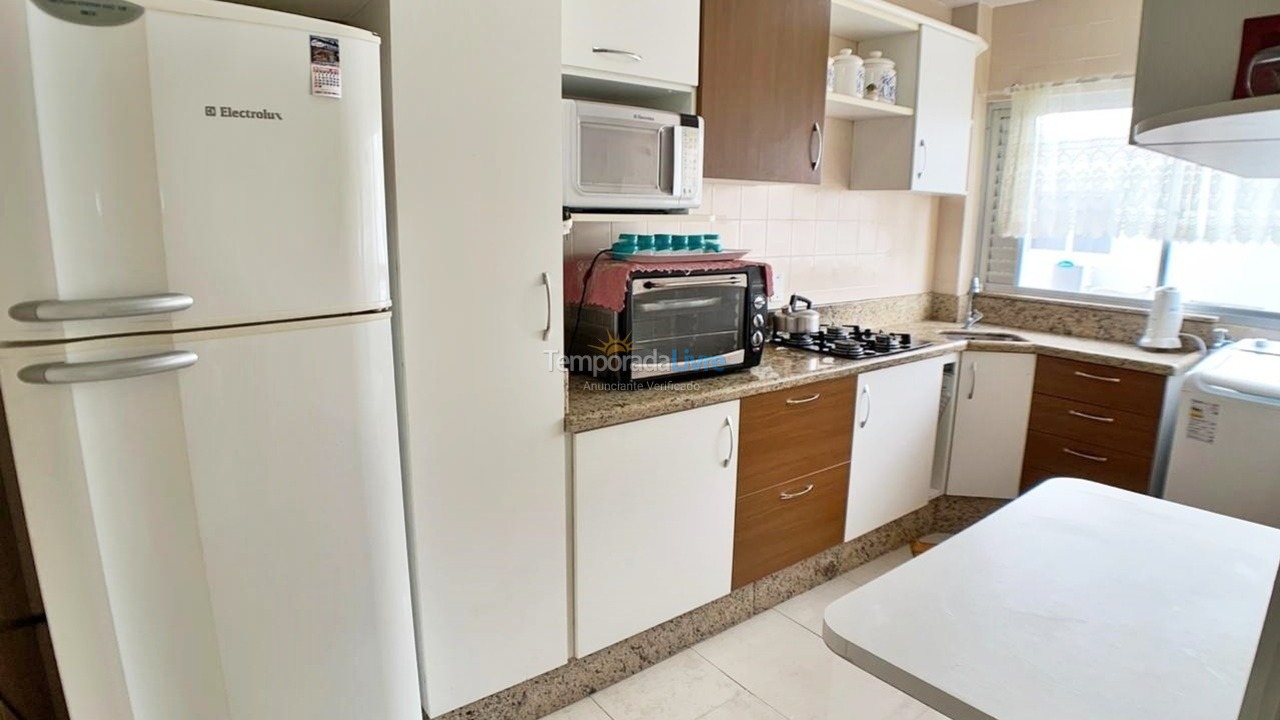 Apartamento para aluguel de temporada em Balneário Camboriú (Praia Central)