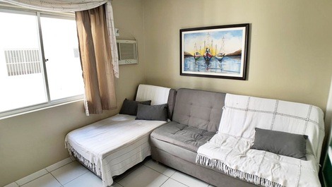 Ed. Itamaracá: 1 quarto na quadra do mar // wifi // ar condicionado