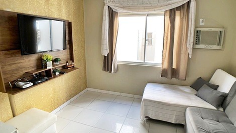 Ed. Itamaracá: 1 quarto na quadra do mar // wifi // ar condicionado