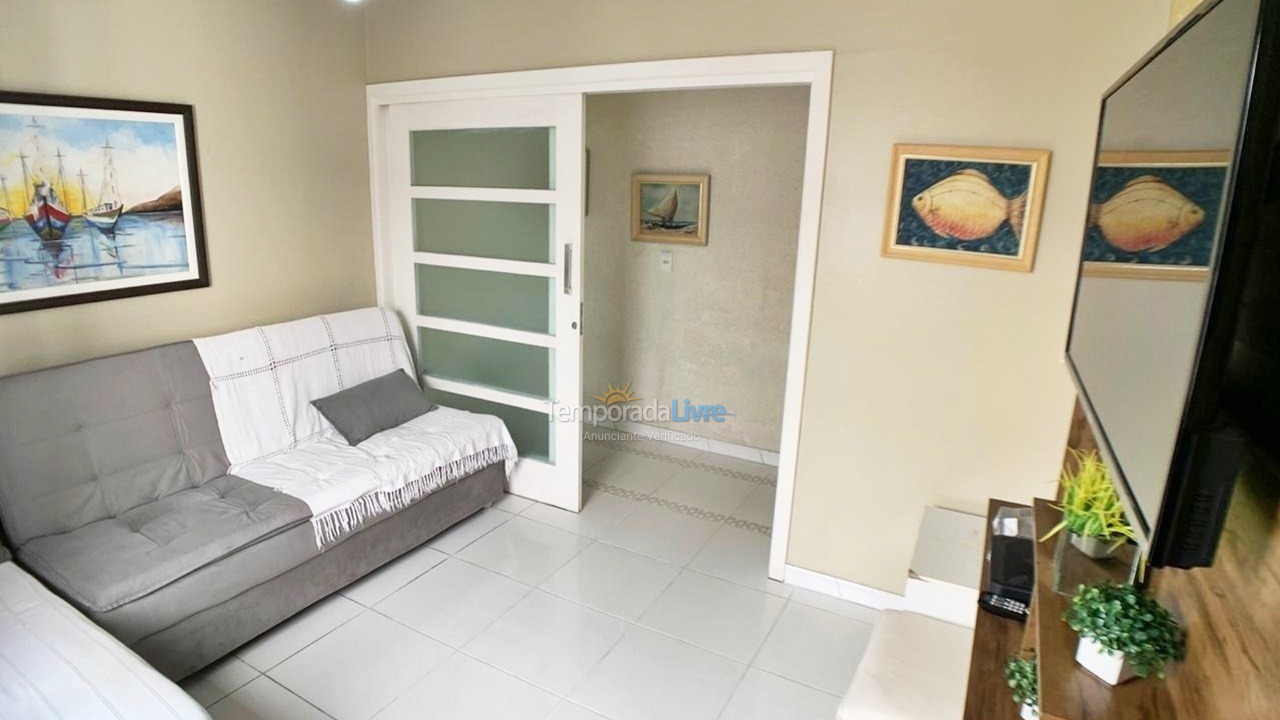 Apartamento para aluguel de temporada em Balneário Camboriú (Praia Central)