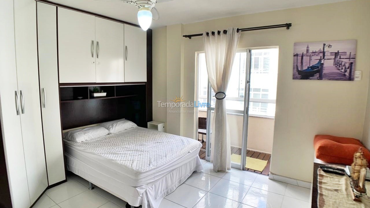 Apartamento para aluguel de temporada em Balneário Camboriú (Praia Central)