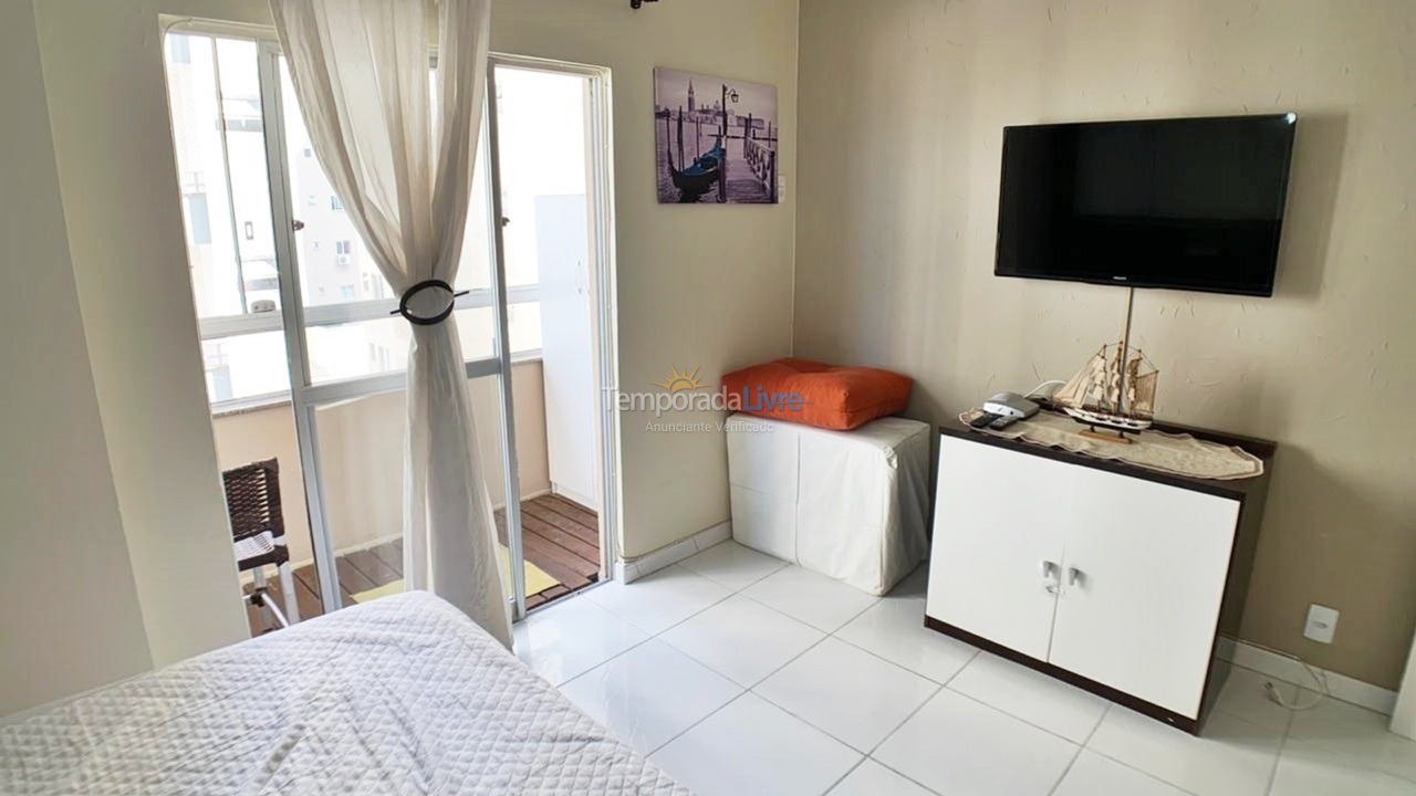 Apartamento para aluguel de temporada em Balneário Camboriú (Praia Central)