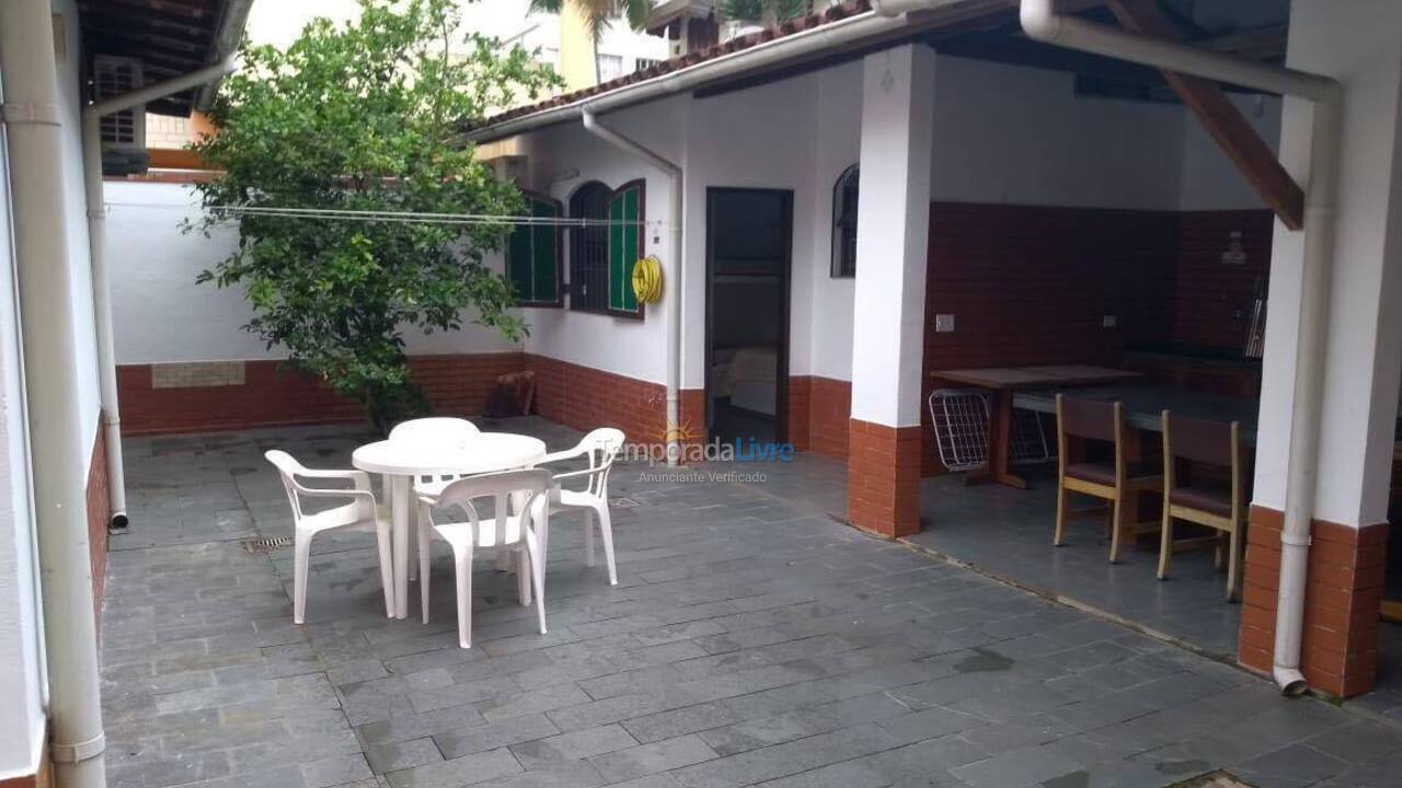 Casa para alquiler de vacaciones em Ubatuba (Praia Grande)