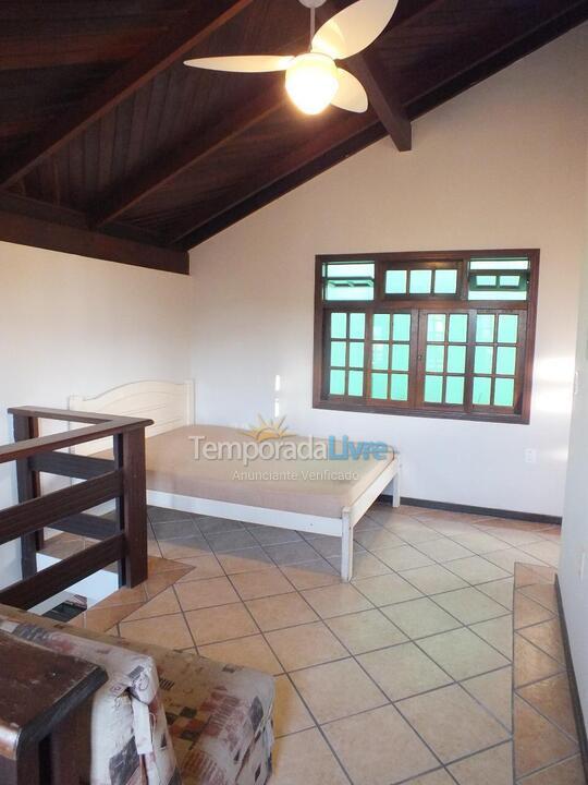 Casa para alquiler de vacaciones em Penha (Armaçao)