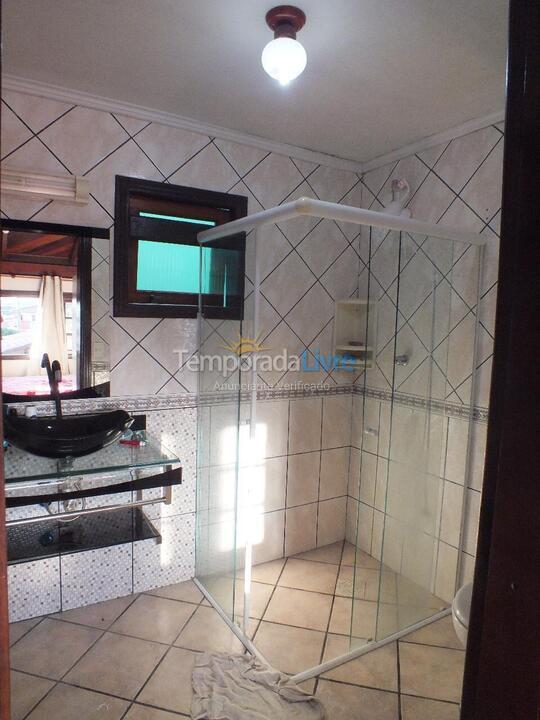 Casa para alquiler de vacaciones em Penha (Armaçao)