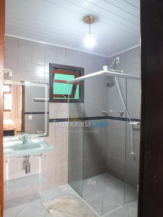 Casa para alquiler de vacaciones em Penha (Armaçao)