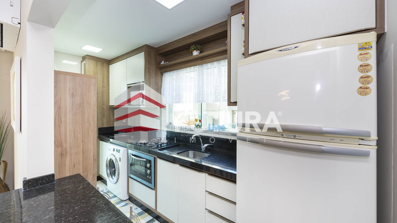 Apartamento para aluguel de temporada em Bombinhas (Praia de Bombas)
