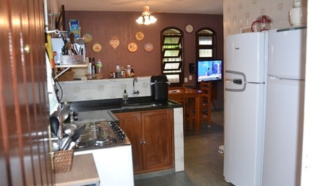 Agradable casa en Ubatuba a sólo 200mts del mar