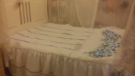 Quarto de suite ,com 01 cama de casal e  de solteiro