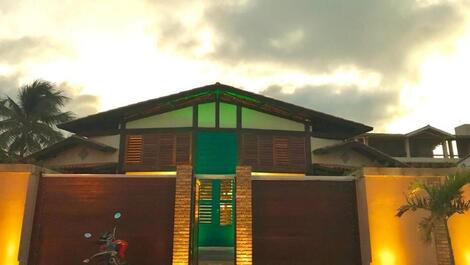 Mansão Rústica 10 Suítes 50 Leitos-Beach Park