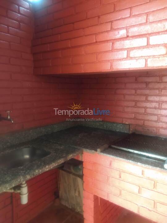 Casa para alquiler de vacaciones em Bertioga (Praia de Guaratuba)