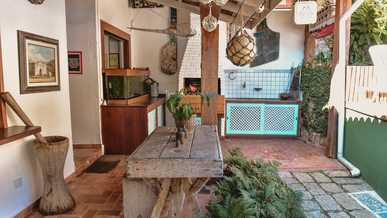 Casa para aluguel de temporada em Ilhabela (Itaguaçu)