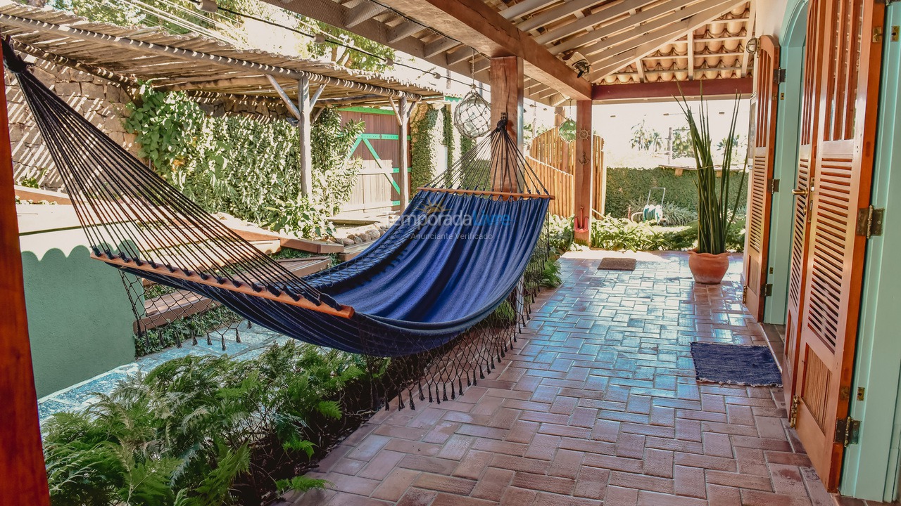 Casa para aluguel de temporada em Ilhabela (Itaguaçu)