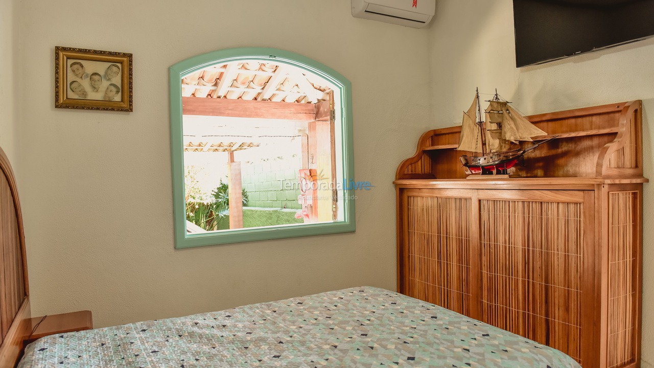 Casa para aluguel de temporada em Ilhabela (Itaguaçu)