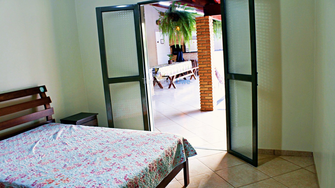 Casa para alquiler de vacaciones em Olímpia (Thermas Dos Laranjais)