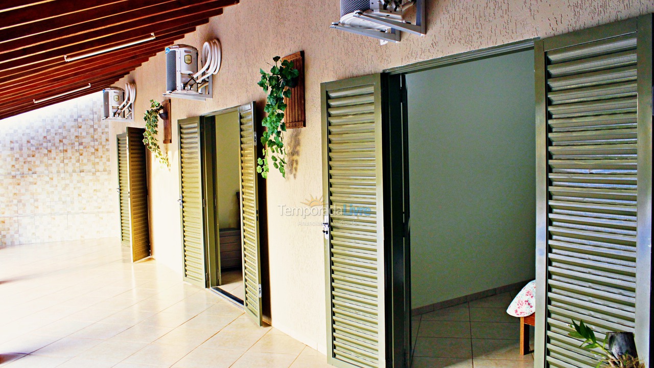 Casa para alquiler de vacaciones em Olímpia (Thermas Dos Laranjais)