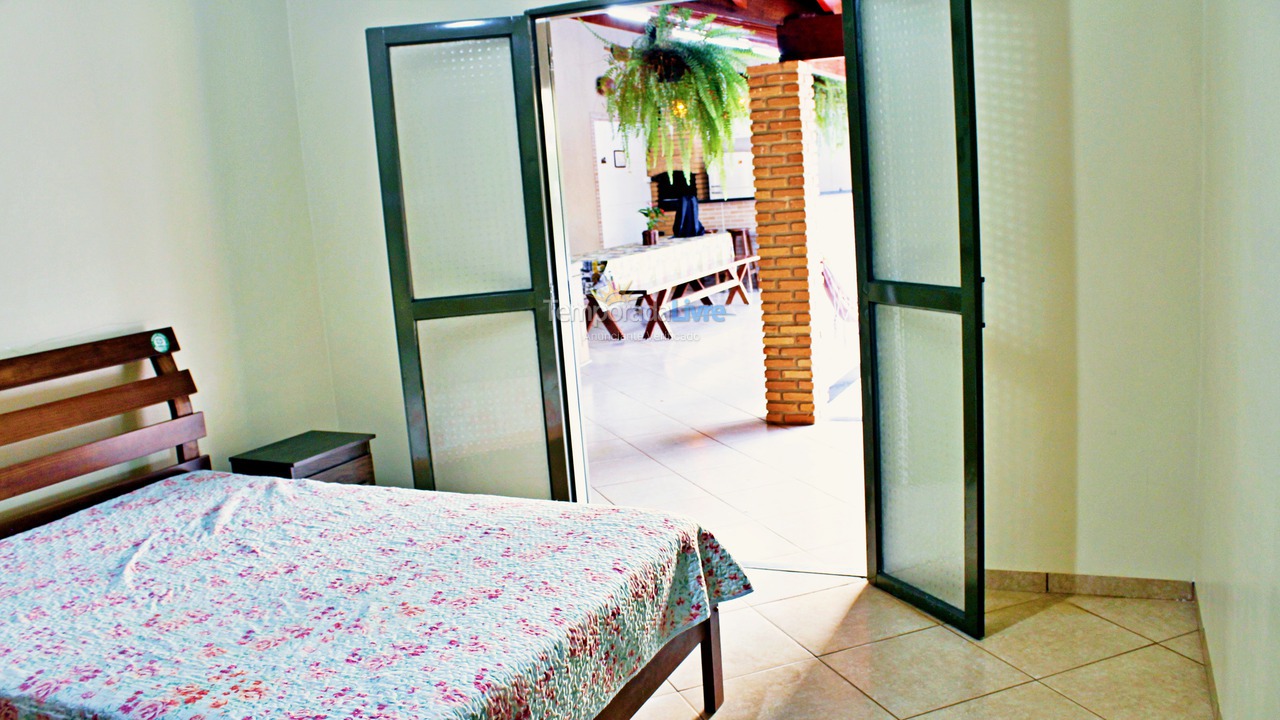 Casa para alquiler de vacaciones em Olímpia (Thermas Dos Laranjais)