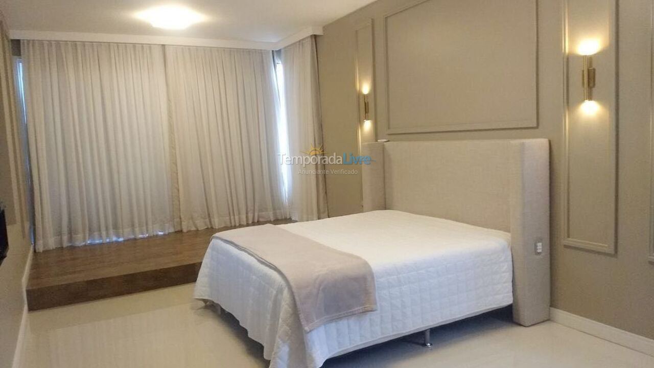 House for vacation rental in Florianopolis (Jurerê Internacional)