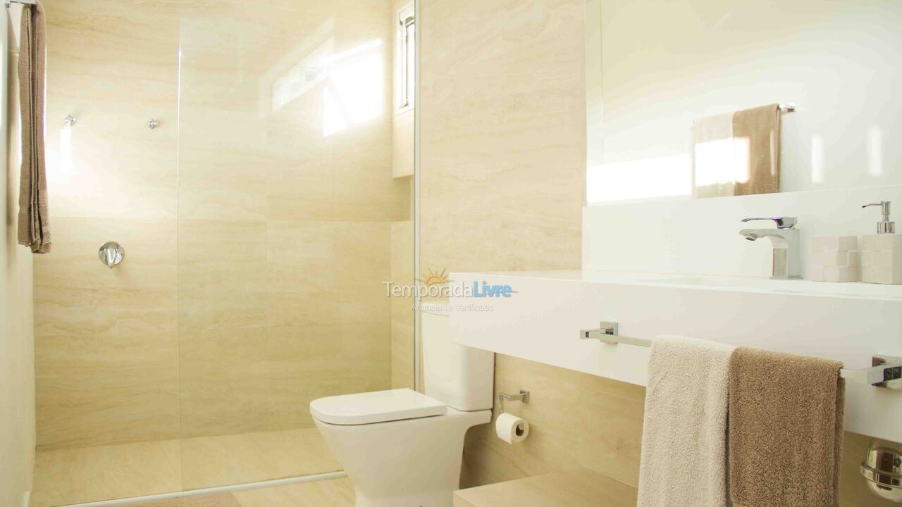 House for vacation rental in Florianopolis (Jurerê Internacional)