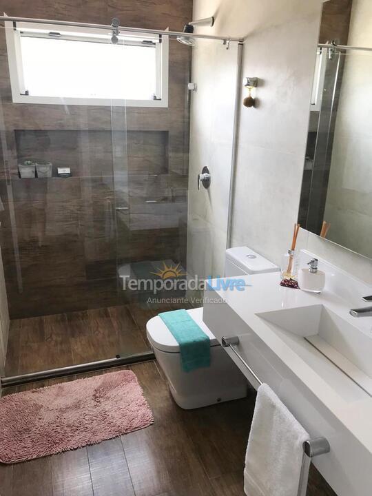 House for vacation rental in Florianopolis (Jurerê Internacional)