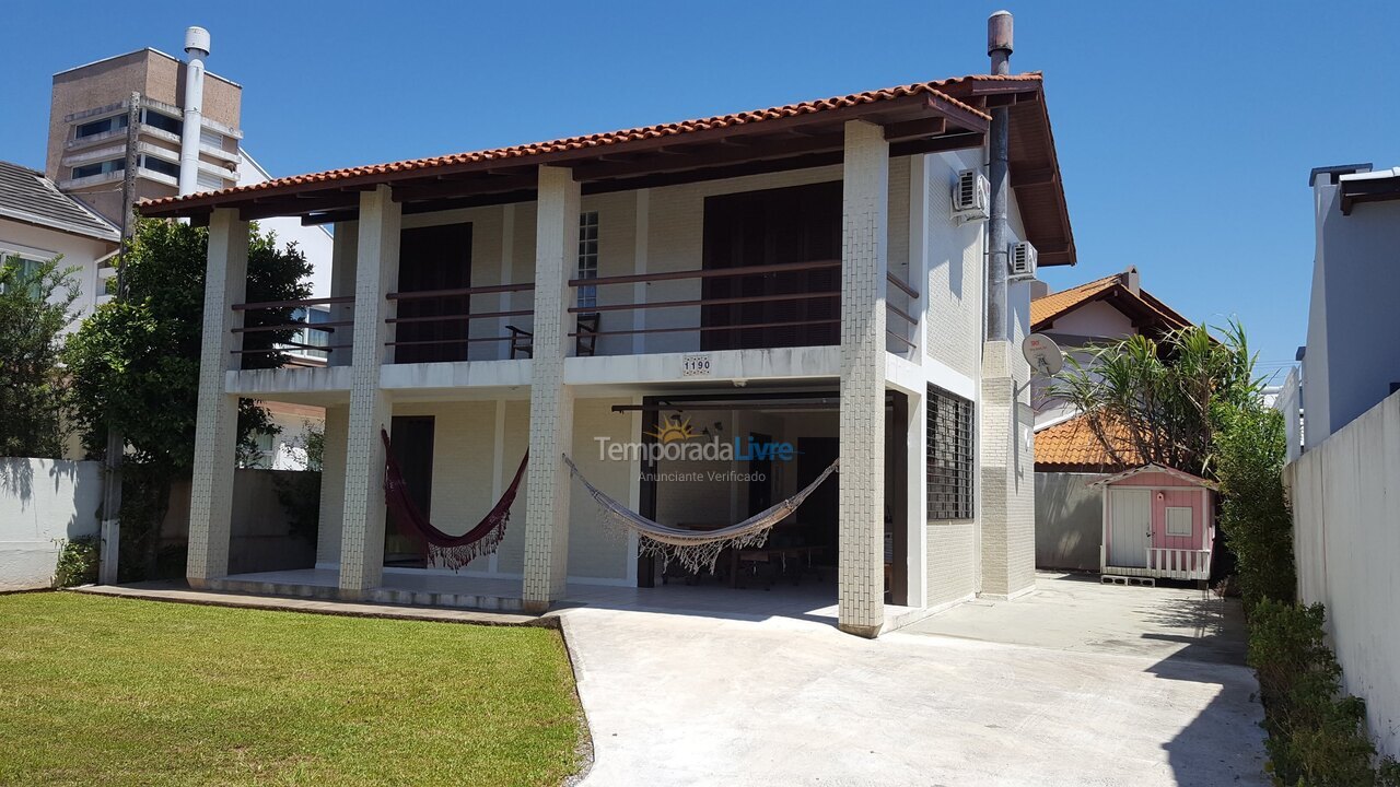 House for vacation rental in Florianópolis (Praia da Daniela)