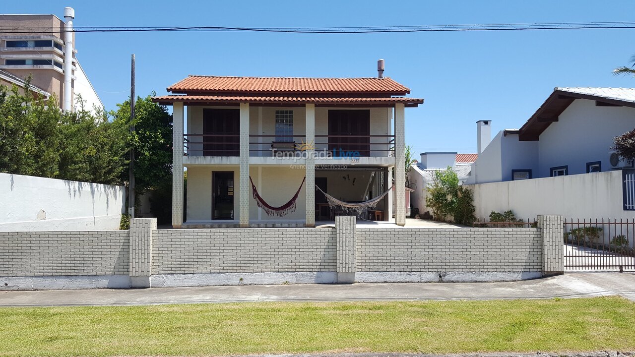 House for vacation rental in Florianópolis (Praia da Daniela)