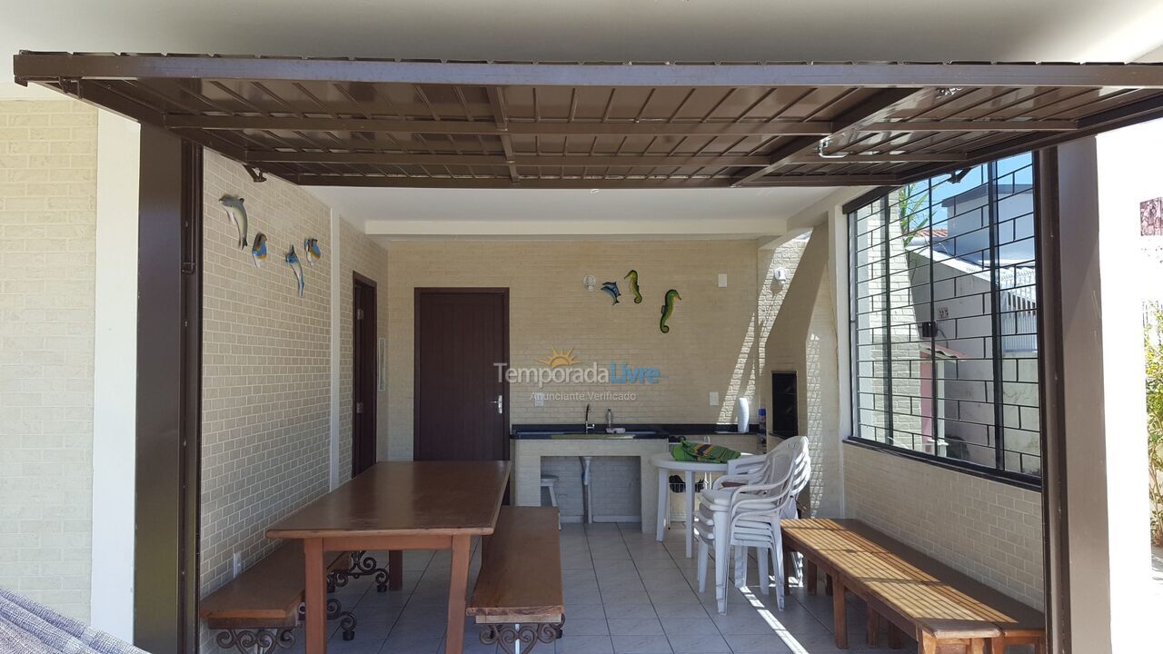 House for vacation rental in Florianópolis (Praia da Daniela)