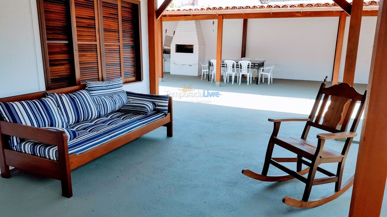 Casa para alquiler de vacaciones em Florianópolis (Praia da Daniela)