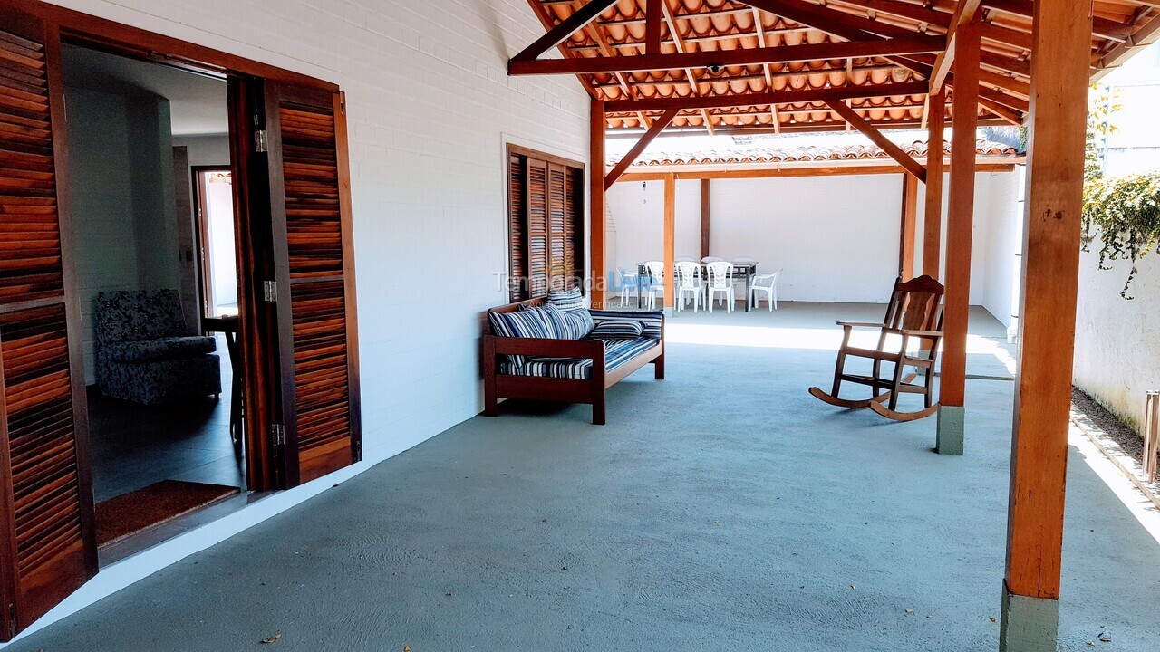 Casa para alquiler de vacaciones em Florianópolis (Praia da Daniela)
