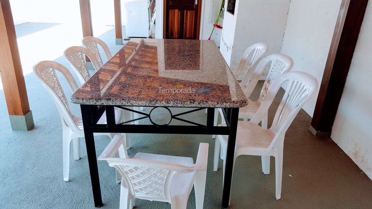 Casa para alquiler de vacaciones em Florianópolis (Praia da Daniela)