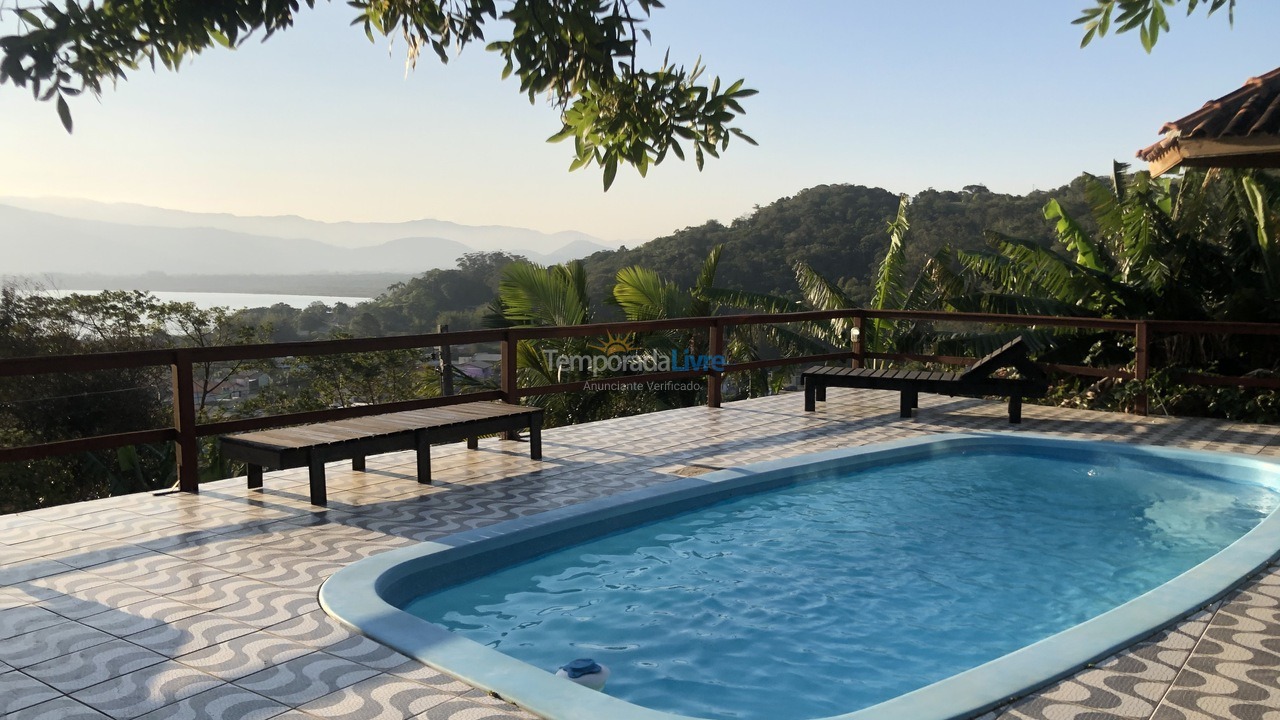 Casa para alquiler de vacaciones em Garopaba (Praia da Ferrugem)