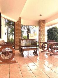 Memphis Mansion, 10 suites, next to Beach Park